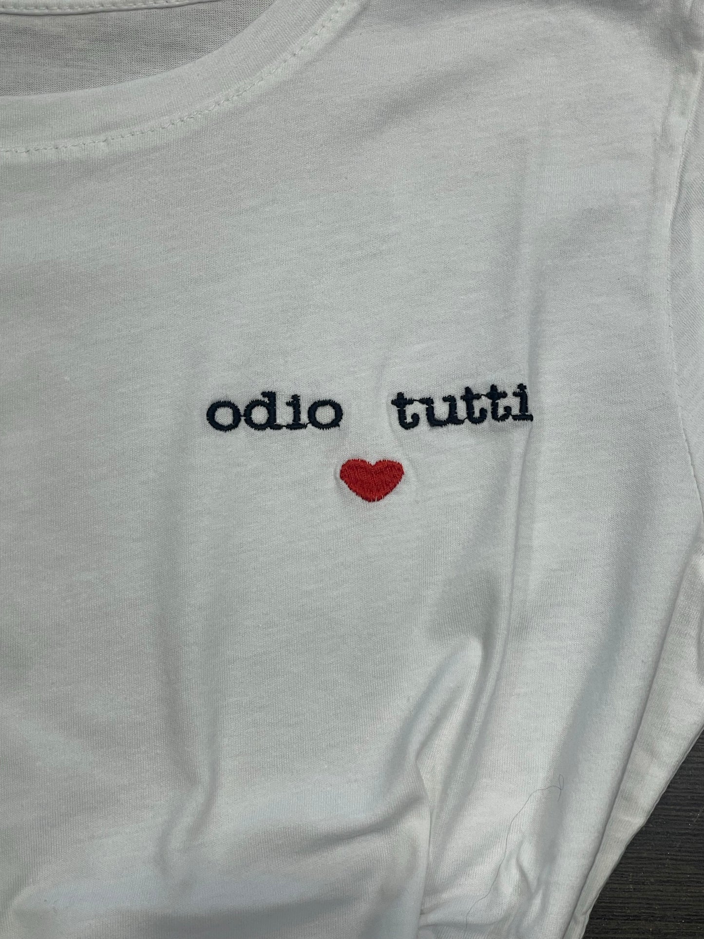 T short odio tutti